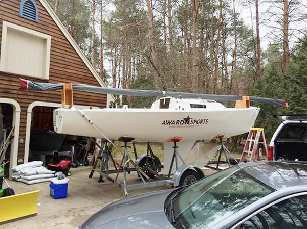 New mast support installed on the J22. 
