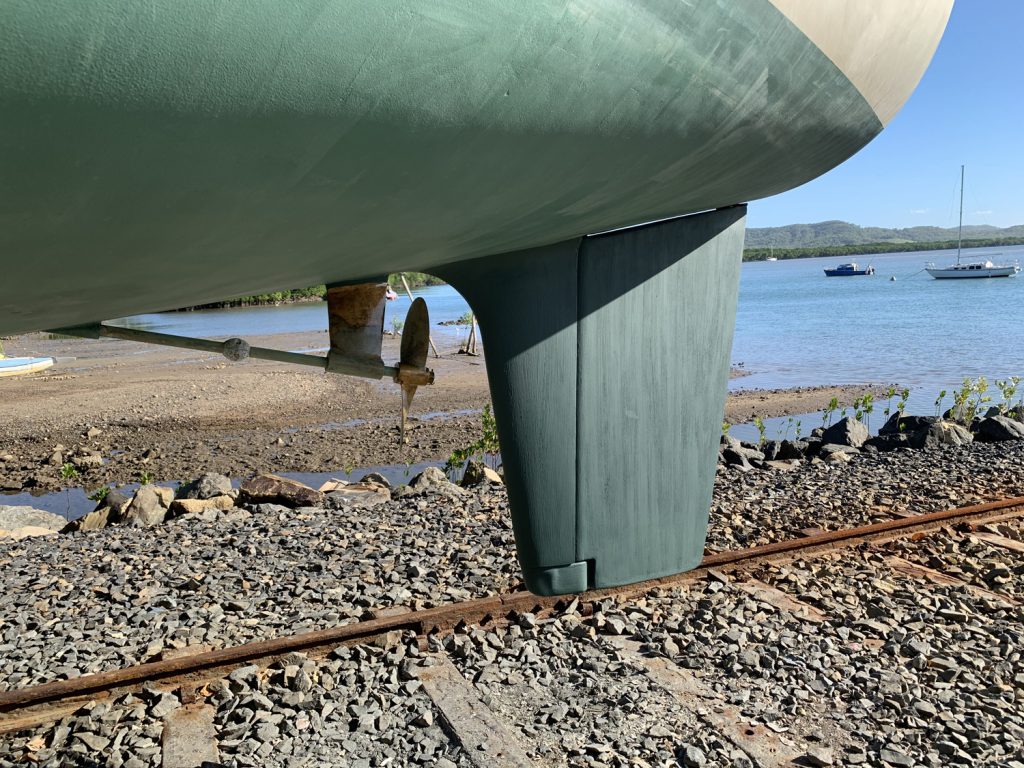 Repairing the rudder in New Zealand, from the article 